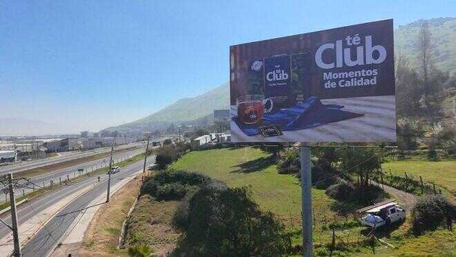 Foto 2 de Autopista Los Libertadores acceso Zona Outlets desde Santiago