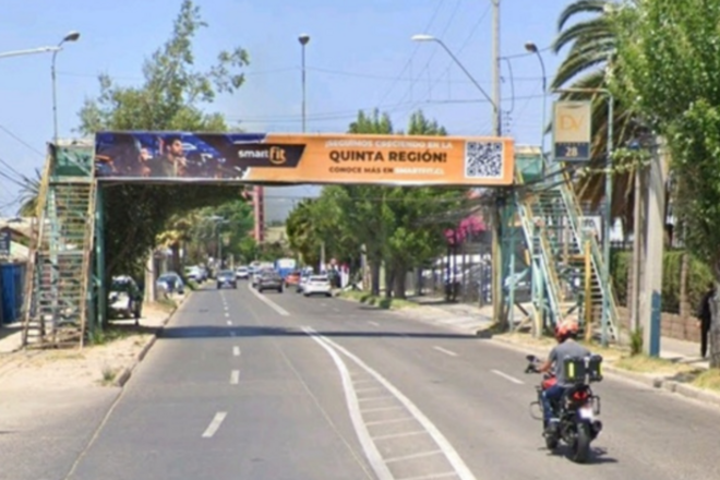 Foto de Pasarela Av. Los Carreras - Paradero 28