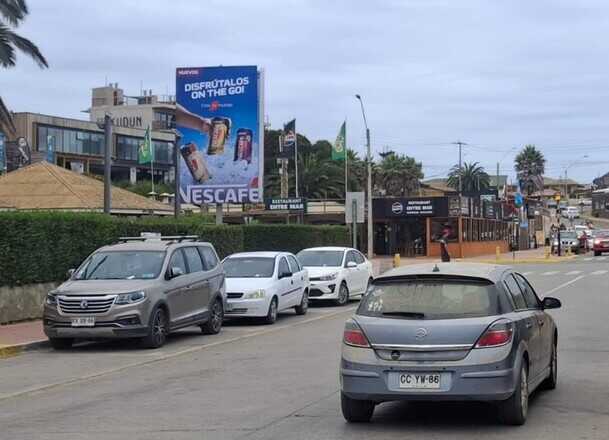 Foto 2 de AV. COSTANERA FRENTE A PLAYA DE PICHILEMU, DIRECCIONAL A PLAYA INFIERNILLO