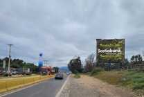 Frente a Copec Marbella Aguas blancas, dirección Cachagua / Zapallar