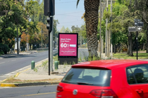 Luis pasteur 5250 -  Vitacura  ( bandejon central)