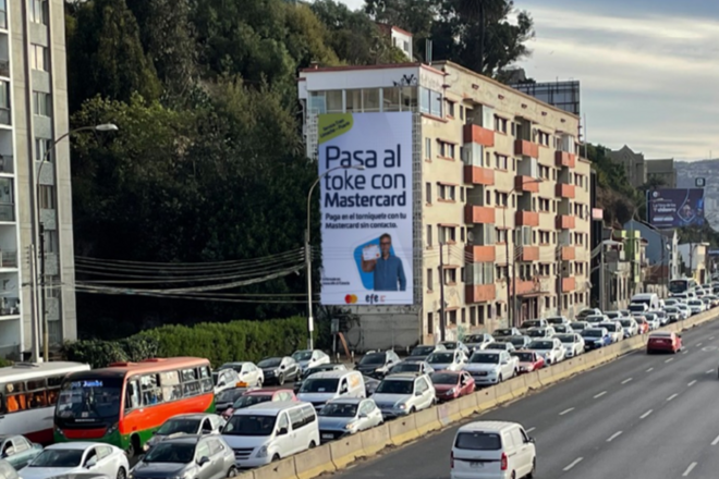 Foto de Muro ciego - Av. España Frente a Caleta Portales
