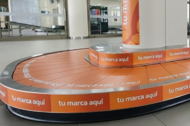 Foto de Adhesivo Cinta de Equipaje - Cinta de Equipaje - Aeropuerto Araucanía