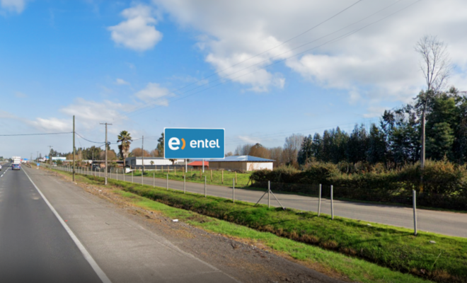 Foto 1 de VALLA UBICADA EN CURICO - RUTA 5