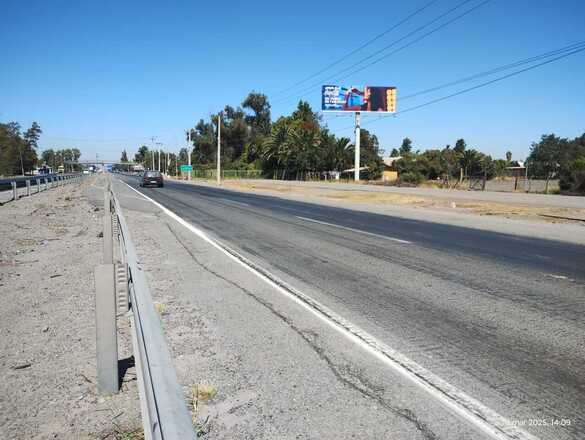 Foto 2 de RUTA 5 ACCESO NORTE SANTIGO. SECTOR LAMPA/BATUCO KM 27