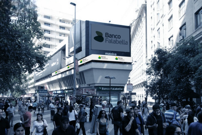Foto de Huincha Led - Paseo Ahumada (1)
