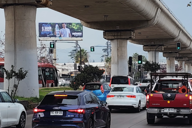 Foto de Av. Concha y Toro, dirección sur a norte (cara B)