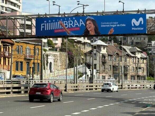 Foto 2 de VIÑA DEL MAR - AV ESPAÑA, PASARELA ESTACIÓN RECREO SENTIDO VIÑA DEL MAR A VALPARAÍSO