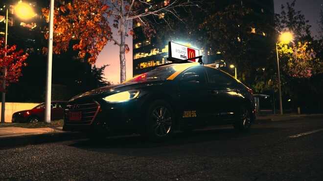 Foto 2 de LED MÓVIL – Red de 160 Taxis | 320 Caras | +2.4 MM Pasadas Mensuales Aseguradas