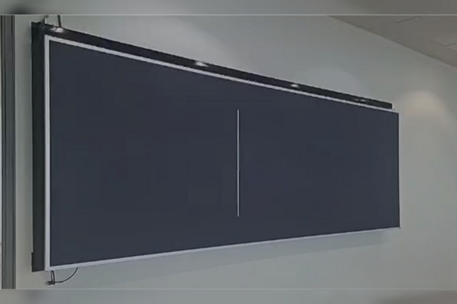 Foto de Videowall frente al puente N° 4 - Aeropuerto Iquique
