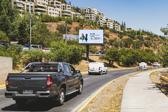 Foto de PREMIUM Bajada Santa Teresita, hacia Vitacura.