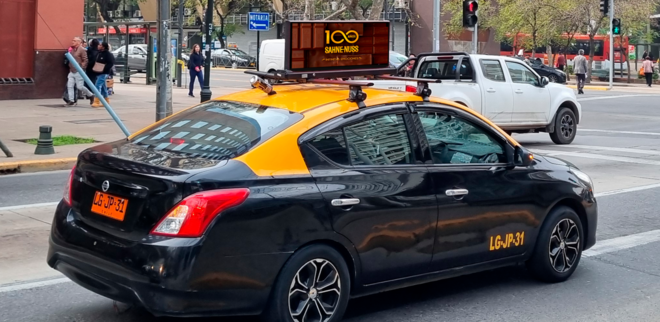 Foto 3 de LED MÓVIL – Red de 120 Taxis | 240 Caras | +1.8 MM Pasadas Mensuales Aseguradas