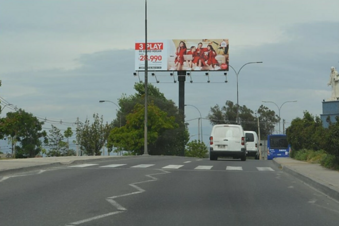 Foto de Colón con Panamericana Sur (P - O)