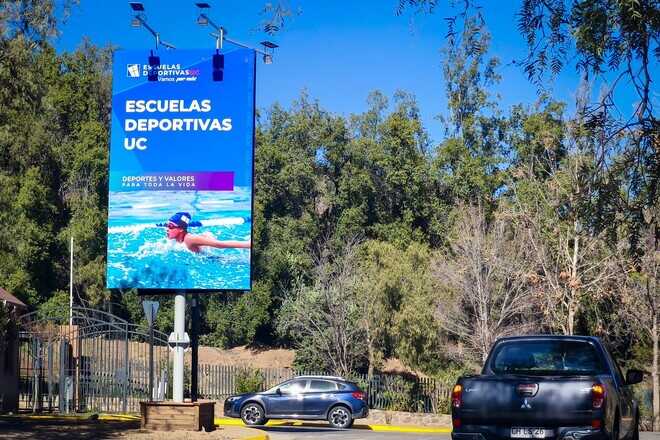 Foto 1 de Topsite 4 Camino Las Flores - Tenis Equitación Acceso a Club House