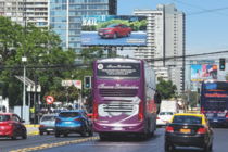 Av. Alameda Libertador Bernardo O'HIggins, frente a Terminal, dirección oriente a poniente