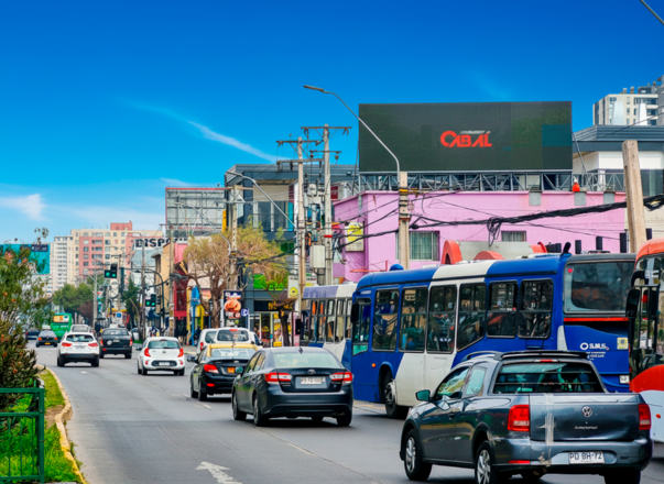Foto 3 de Gran Avenida con Departamental