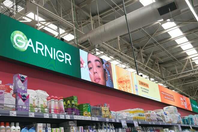 Foto 1 de Pantalla Digital sección Perfumería (Access) - Jumbo