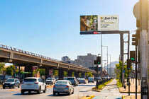 Vicuña Mackenna, costado Savory hacia el centro