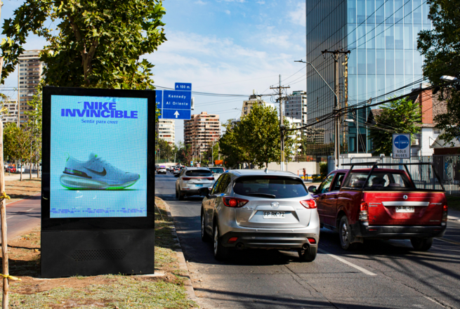 Foto de Américo Vespucio Poniente - Las Hualtatas (N-S)