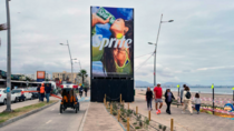 Tótem ubicado en Av. del Mar con 4 Esquinas