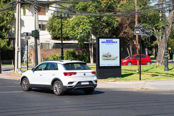 Foto de Luis Pasteur Sur 6075 - Manquehue bandejon central