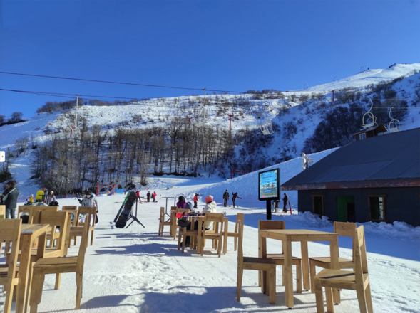 Foto 2 de Cafetería Otto, Centro de Ski Nevado de Chillán 