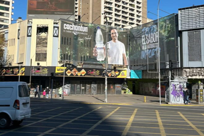 Foto de Building  - Av. Vicuña Mackenna con Av. 10 de Julio, sector Metro Irarrázaval. Cara A y B