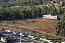 Frente a Copec Marbella Aguas blancas, dirección Cachagua / Zapallar